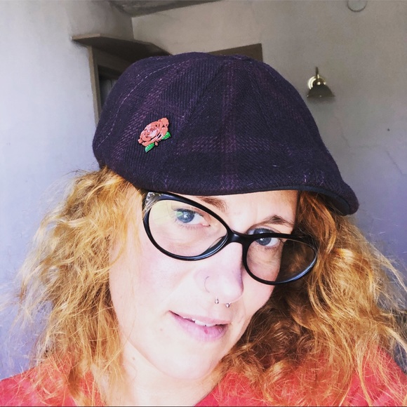 Meet your Posher, Deborah - Picture 3 of 3